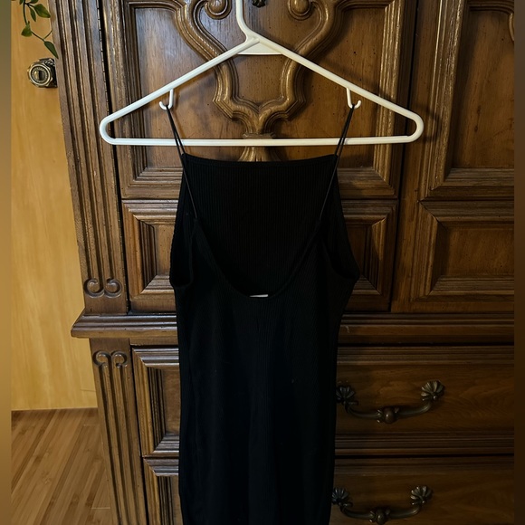 H&M black, ribbed mini dress - Picture 3 of 4
